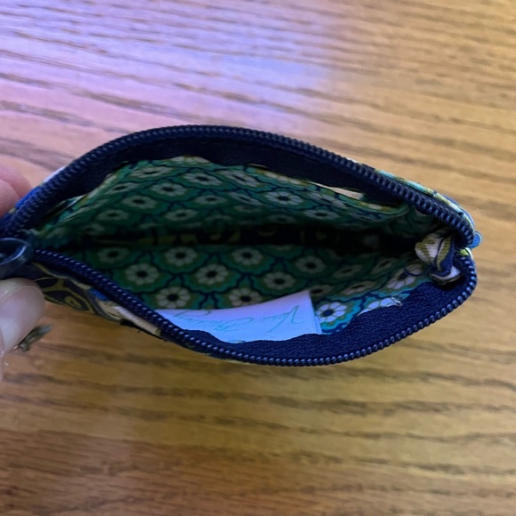 Vera Bradley Zip ID Case - Picture 3 of 6